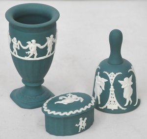 Lot 187 - 3 pces Wedgwood Teal Jasperware inc Vase 12cm H, Bell & Trinket Bo