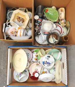 Lot 042 - Large lot of 3 boxes inc bone handle and EP cutlery (inc Grosvener), v