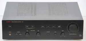 Lot 062 - Vintage Luxman A-321 Stereo integrated Amplifier (c1992-93)