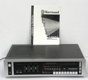 Lot 074 - 1980s Sherwood S-2640 CP stereo AM FM Receiver - Quartz Lock PLL synth