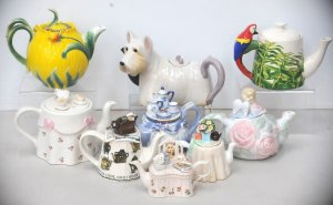 Lot 164 - Group of novelty teapots with Tea Table (inc KPM, Price Kensington etc
