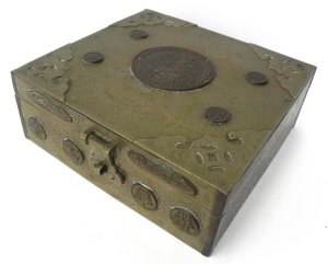 Lot 184 - Circa 1920s Chinese Export Brass etched and embossed Cigar Box with ce
