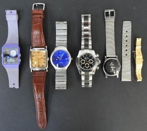 Lot 027 - Group of ladies' and gents' watches inc vintage 1970s Seiko gold plate