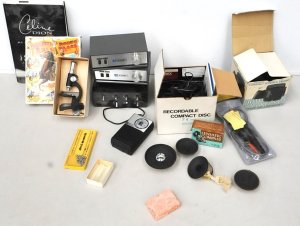 Lot 062 - Mixed vintage box lot inc boxed pair of Realistic auto speakers, boxed