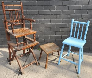 Lot 068 - 3 pces of Vintage furniture inc Victorian oak and rattan metamorphic h