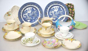 Lot 079 - Group lot Vintage English & Japanese china inc Noritake Basket wit