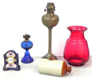 Lot 102 - Group lot inc Brass Model 12 Aladdin Oil Lamps with cast metal base 54