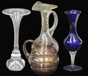Lot 121 - Group of vintage and retro art glass inc yellow tinted twist fluted ew