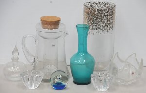 Lot 138 - Group lot - Vintage & Modern Glass - Italian glass by IVV, Vetreri