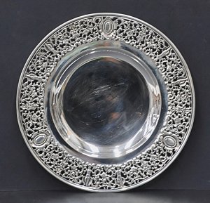Lot 159 - Hallmarked American Gorham Sterling Circular tray with pierced border