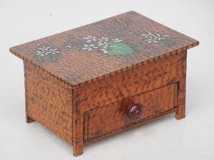 Lot 192 - c1930s Poker Work Lidded Jewellery Box with textured finish to exterio