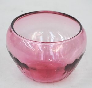 John Walsh signed Australian Pink Art Glass Bowl - Fluted lower section 13cm D -
