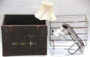 Lot 009 - Small Lot of Mixed Items incl Vintage Gilseal 300 Infra-Red Heat Lamp