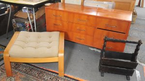 Lot 076