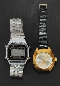 Lot 162 - 2 x vintage Watches - Mens 1984 digital Citizen Chronograph Alarm mod