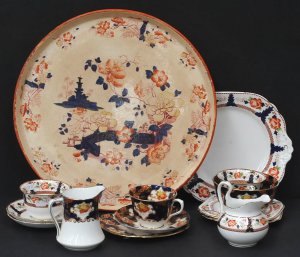 Lot 169 - Group lot Vintage Imari coloured ceramics inc Royal Albert Trio, Cream