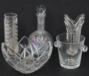 Lot 170 - 5 x Vintage Crystal items inc, Krosno iridescent swirl decanter, bubbl