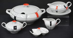 Lot 173 - Group lot - Retro 1950s Wawel Polish Porcelain Part Set - Sugar, Cream