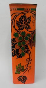 Lot 217 - 1920s Art Deco Shelley Square Orange Ceramic Vase - Hand Painted Gape