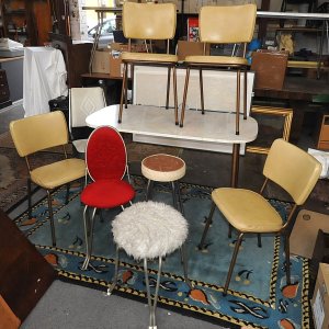 Group Lot incl Vintage 5 Piece Namco Dining Suite w 4 x Chairs ( three af) &
