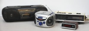4 x Vintage & Modern Alarm Clocks & Radios incl Rotel RD-2003 Electronic
