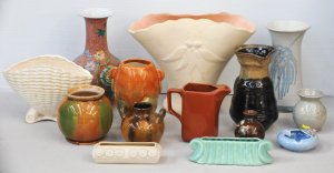 Group lot of Ceramics inc Australian Pottery - Bendigo Waverly ware Vase, Diana