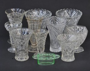 Group lot vintage glass Vases inc Trumpet, Hexagonal, Flared - Tallest 20cm and